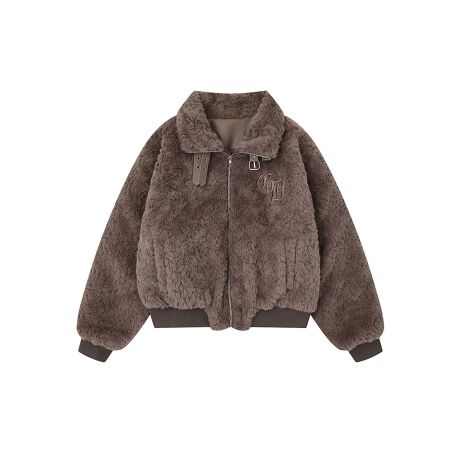 [^:hwa6630a]{[̂tFCNt@[SʂɎgpAV[Y[h܂WbvAbv{AWPbgBŕۉ̍{AfނŁA ӂƂnł炩͋CGߊY킹Ă1łB nɂ͒ȓ̃LeBOn̗pAhmہB񌳂ɂ̓U[Xgbvt̃_uobNzuAX^hJ[łp\BȂ߂ȂhȒȂy߂܂Bɂ̓ShJ炢AXg[geCXgANZgɎdグĂ܂B悭[YȃVGbgŁAXEFbgp[J[Ƃ̃C[hɂΉBjZbNXŒpłoX̎ꂽTCY͂łBXEFbgpcfjƍ킹ăJWAXg[gX^CɁBOVcXEFbg̏ォHDă{[̂郌C[hX^C߁B_ExXgɃfjWK[pcƍ킹̂IXXłB݂ł܂݂ły߂AG肪悭ڂɂ{AWPbgłBL 63 g64 55 ŏ62YɂāATCYdlقȂꍇ܂B