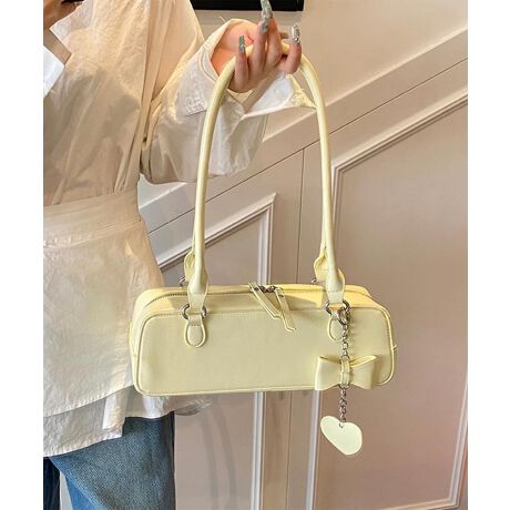 [^:aji12111a]L[gŏiȕ͋C˔A{`[|Cg̃XNGA^V_[obOBRƂגtHɁA򊴂̂tFCNU[fނꂽۂoBn[g^`[t̃`F[ŁAoď炵vX܂B₷_unhfUCŁA|莝\BRpNgȂ}`肠Aڈȏ̎[͂BX}zERXE~jzȂǁAgɂ傤ǗǂTCYłBX^COāEK[[eCXgȃXJ[g⃏s[XƍDEXEFbgfjɍ킹ÐhMIX߁EobOv[gɂ҂̃fUC32 11 10YɂāATCYdlقȂꍇ܂B