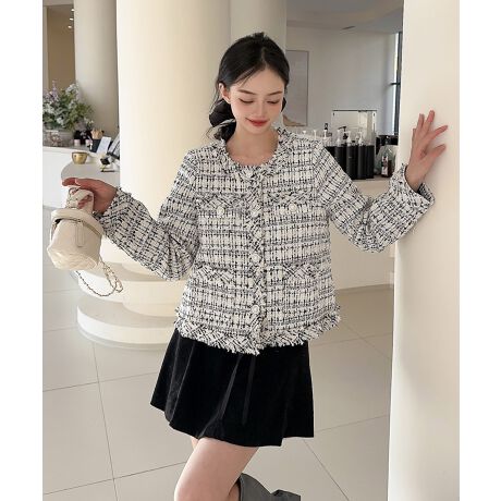 [^:jsxsy8918a]RpNgȃTCYŉHD邾ŏiAbvcC[hWPbgBƊ̂cC[hñlbNOāA|Pbg܂ɃtWfUC{GtH[gXɒȂꖇBX^CAbv鎩RƋrɌV[gB̊̂tg{^X^CÕANZgɁBtAXJ[gƍ킹ătH[}ȃV[ɁAfjpcƍ킹ăJWA_EƁALȂy߂܂Bg49A37A47Aŏ56YɂāATCYdlقȂꍇ܂B