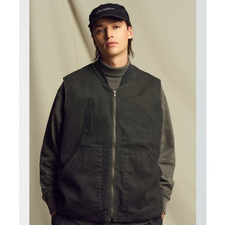 [^ԁFM0152FV503]yƕ\ňقȂ镵͋Cy߂ABe[Wo[Vu[NxXgzقǂɓݖ킢̏o鐶nɁACȂfBe[l܂ꒅByfUC/fށzx̂vȃRbgLoXfނgpAi􂢉H{Ă܂BÂ悤ȕƃBe[WڂAgނƂŏ_炩łGy߂̂͂łBX~NƃO[̃o[VudlŁAX^COCɂĎRɒ񂹂܂ByVGbgz[NX^CɓށA悢tBbgƃbNX˔VGbgBĝɗDtBbgA₷mۂĂ܂BCi[ɏd˂ĂSAoX̗ǂȂ\łByfBe[zT߂ȃS[h̃WbvANZgɂȂA傫߂̃|PbgƃTChɂ̓MU[Awʂɂ͋ܒ݂肪{AꌩVvɌăfBe[̍וɂ܂łĂ܂BłŃ^tȈۂX݂̂Ȃ炸[NEFAAEghAɂsb^ȈꒅłBƖẺAPCX}[gtHȂǂ̊ɂAiƉ摜̃J[̌قȂꍇ܂B摜̓Tv̂߁AFTCY̎dlύXɂȂꍇ܂BTCY͕ЋK̍̐ɂċLڂĂ܂A኱̌̍ꍇ܂B