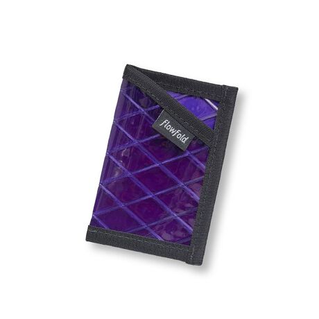 [^ԁFM0153EBG558]yɂ̃~j}EHbgzFLOWFOLD|̂́A[Xpbg̔zėpVvŔJ[hP[XEHbgBKvŏ̋@\ɍi荞݂ȂA킩AEghA܂ŉKɊYATXeiuȈiłByfUC/fށzɕقǌyAϋvɂDꂽuSailcloth with X-Ply?v̗pBAEghApɊJꂽxȃt@ubNėpAzƋ@\BczgpĂ邽߁AF╿_ƂɈقȂA\y߂܂ByfBe[z킸0.15cmEd4g̋ɔEyʐ݌vBJ[hXbg1ȂANWbgJ[h6`8Ɛ܂񂾎[\BW[Ỹ|PbgfCobOɂ܂AgɍœKȃTCYłByFLOWFOLDzwTXeiuőϋv̂fށxw̍ElZxāwׂĂ̐i AJŐ邱Ɓxuhݗ̊{ƂĂ܂BǂA蒷v_NgƂ~bV̂ƁA iglR~jeB̓퐶コ鍂i̐i葱Ă܂BƖẺAPCX}[gtHȂǂ̊ɂAiƉ摜̃J[̌قȂꍇ܂B摜̓Tv̂߁AFTCY̎dlύXɂȂꍇ܂BTCY͕ЋK̍̐ɂċLڂĂ܂A኱̌̍ꍇ܂B