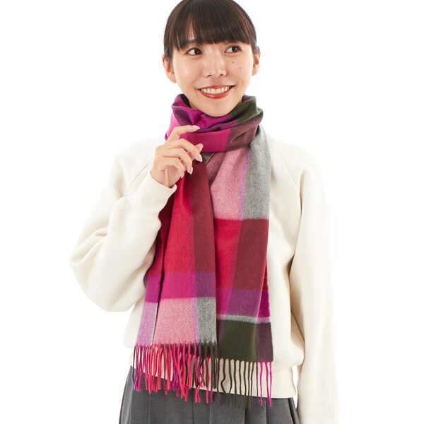 Aquascutum（アクアスキュータム） カシミヤ100％チェックマフラー