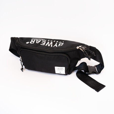 とくびぐみ×BYWEAR コラボ Recycled Nylon Waist Bag | 徳川美術館(THE 