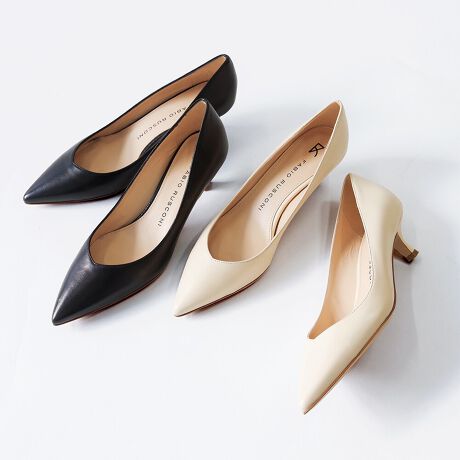 [^:FB-E-2634]25tĐVyiЉziŐꂽfUC͂̃|CebhgDpvXB3cmq[rĂ܂BtH[}ȏꂩItBXg܂ŕL􂵁AǂȃV[łGKgȑoĂ܂ByTCYzbF12.5cmq[F3.0cmꕝF8.6cmd(Б)F175g@37cmɂđB܂ŖڈƂĂlByuhЉzt@rIXR[j́A1998NɐݗꂽC^AEtBcFɂ郌fB[XV[YuhB VGbgƗSn˔ACéAC^AV[Y̑㖼ƂȂĂ܂B