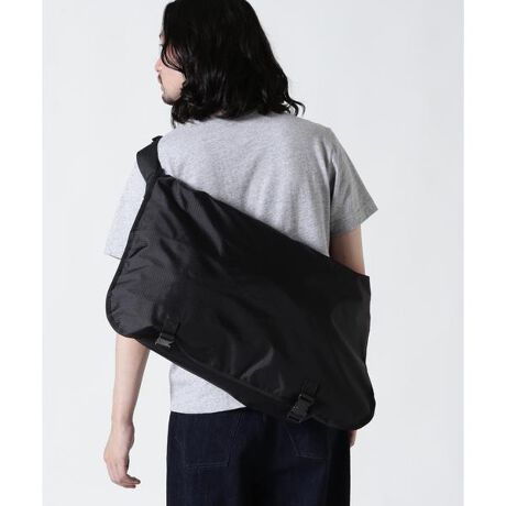 [^ԁF7925976227]PACKING^pbLO^STANDARD MESSENGER^X^_[hbZW[obO^PA-050PACKINGԃbZW[̑fނAbvf[gĐVoIȂ傫ȗeʂ̃bZW[obOBPC^ubg[ł|PbgtĂ܂BTChɂ̓ybg{g[\ȃhNz_[BubN̓V[킸R[fBl[gɓ݂₷ByʂRIP STOPiCfނ̗pBVvȃfUCŗeʁA@\ʂȂB񂩂L[o[ɑ\Ȃ̂ŗsɂ߁ByPACKING^pbLOzAJ̃X[p[ɎGɔĂ悤ȁAgobNpbNRZvg2018NX^[gBAJ炵cVvCYxXgȃobOuhB