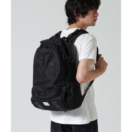 [^ԁF7925976223]F^CE.^Gt V[C[^950 TRAVEL BP ^ GtV[C[ 950 gx obNpbNyʐEϋvɒ915fj[E|GXeER[ft@ubNgpA^EgƂĂ̑ϋvCB V_[ɂ̓TRVA|[`ȂǎtMOUNTING T SYSTEM𓋍ڂAbvf[gB 1 2 p̗z肵݌vꂽ33L ̃fCpbNłBtgɂ̓}`KWFbg|PbgB wʂɂ15 C`܂ł̃bvgbv[\B e[ṽ[GhÃJ[uɉ悤ɍHvꂽV_[́AԔwĂĂɂ݌vŁA@\ƉKǋ܂B EyʐEϋv915fj[ ̃|[[CORDURA fގgp EȖ؃U[gp E15C`bvgbv[\F^CE.^Gt V[C[RNṼe[}́AEI΂ꂽ́ghBe[}ƂȂۂɖKāAAjAA[gAyȂǂ̕ɐGA ŊCXs[VfUCɗƂł܂Be[}=́A̃V[YoĕςĂ܂BЂƂ厖ɂĂ̂̓XybNA@\BēƂĂ̊x̍B퐶Kɉ߂߂̋@\ɁA瓾C[W悹邱ƂŁA F^CE.̃v_Ng͊܂B