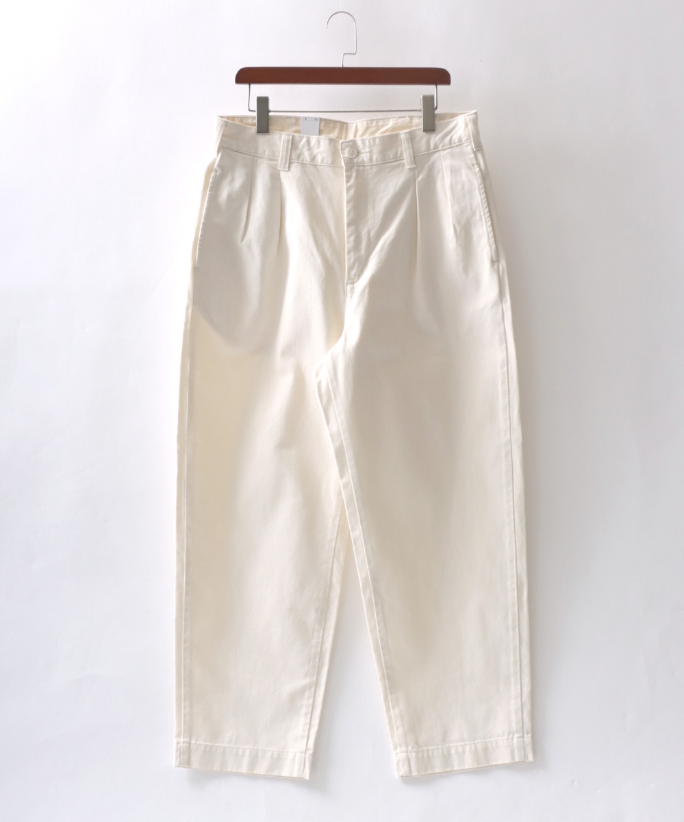 OFFICERS CHINO 2TUCK PANTS/ワイドテーパード 2タックチノパン