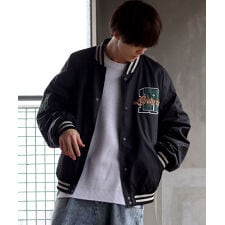 ゆったりとしたシルエット】 オーバーサイズ スタジアムジャケット 