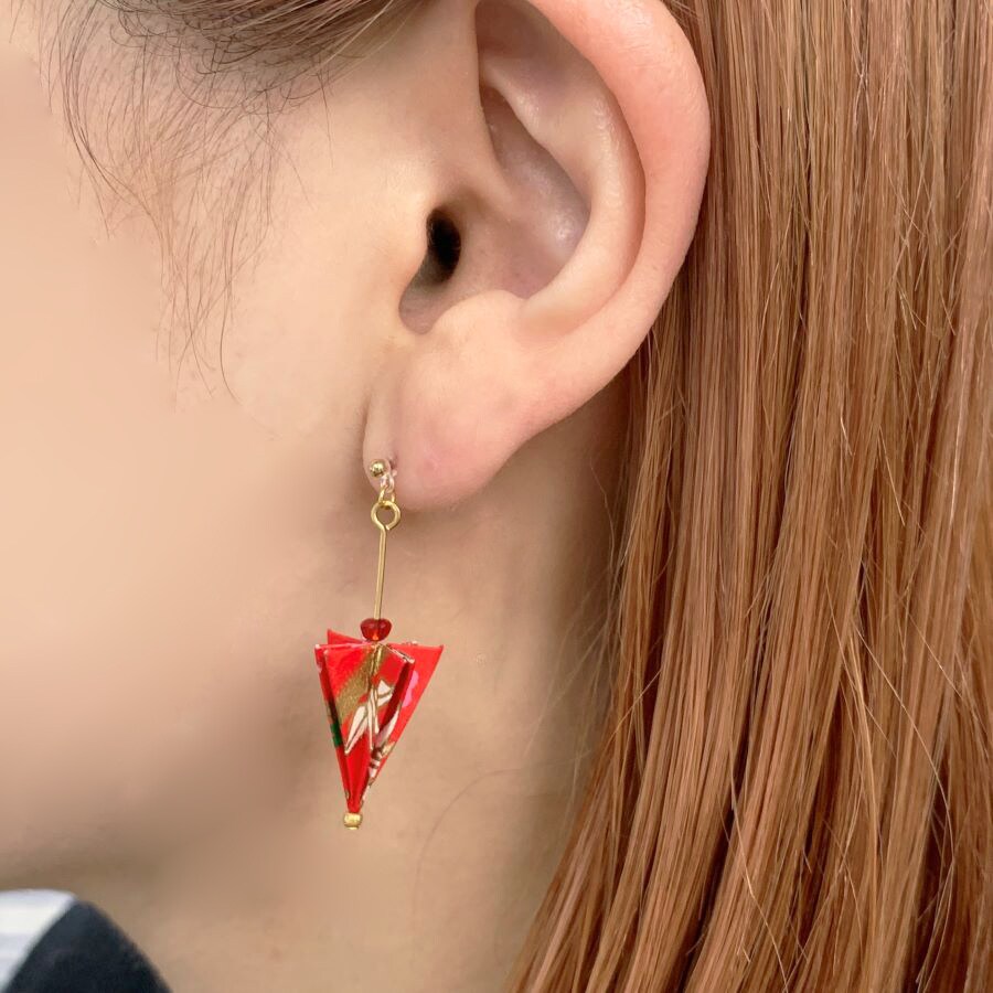 和紙傘モチーフ樹脂ポストピアス | 和小物マルシェ(Wakomono