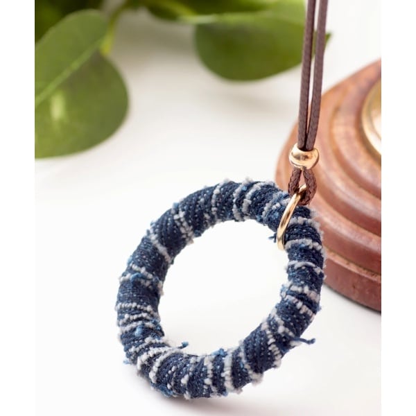 [�}���C]�f�j���T�[�N���l�b�N���X/�`�`�J�J�ititicaca�j �l�C�r�[