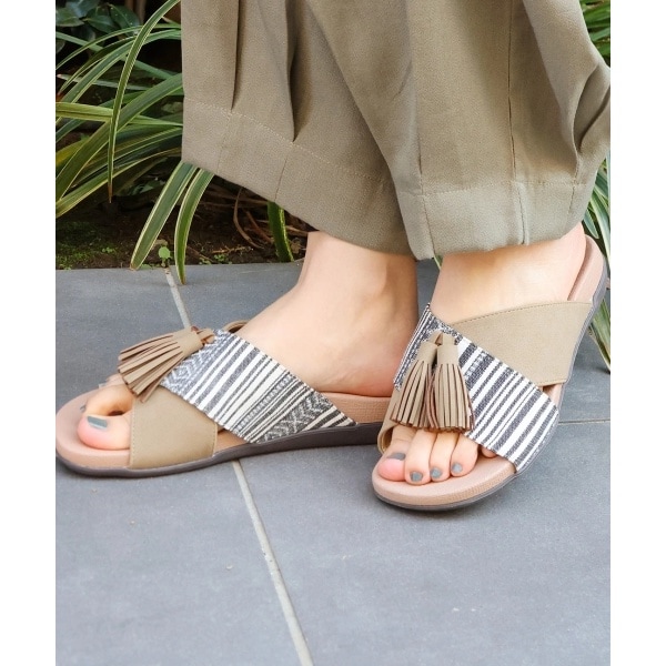 [}C]GXjbNNXT_/``JJititicacaj x[W