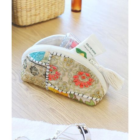 [^ԁF13125000485]ÕzlJofBA~|[`  kChɓ`JofBApb`[Ngpʊ̂ACeB T[N^ȂǁA؂₩ȎhJr[Y{ꂽ`ߑ̊󏭂ȃBe[WzЂƂЂƂłȂ킹Ă܂B t@Xi[蕔̃^bZŃGXjbNȕ͋CɃvX Ȃ̂ŃuVȂǂ̒̂A傫Jgo₷`łB ʂɎ{ꂽpb`[N؂₩ɍʂ܂B J[̓x[WAu[AuEAO[4F炨IтB  {íAꕔɃr[YAXpR[A~[ȂǑ{CȟÕzgpĂÂقAr[YAݓꍇ܂B Be[W̎ƂĂy݂΍KłB  y舵̂Ӂz{íAꕔɃr[YAXpR[A~[ȂǑ{CȟÕzgpĂÂقAr[YAݓꍇ܂BBe[W̎ƂĂy݂΍KłByiԕύX̂m点z2025N49iԂu13125000486A13125000487A13125000488vu13125000485vɕύX܂Bi^OɋiԍLڂĂꍇ܂̂ŗ\߂Bzi͐nْ̍fʒuɂAiEJ[łF╿̏oقȂꍇ܂Bfpʐ^͌̉ŐFꍇ܂Bwȉi摜ɋ߂FƂȂĂ܂B