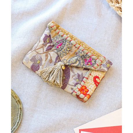 [^ԁF13125090073]ÕzlJofBAJ[hP[X  kChɓ`JofBApb`[Ngpʊ̂ACeB T[N^ȂǁA؂₩ȎhJr[Y{ꂽ`ߑ̊󏭂ȃBe[WzЂƂЂƂłȂ킹Ă܂B h̕ɂ҂̐EɈ̎̃fUCB |CgJ[hȂǂ̃J[hƂĂ͂AhƂĎgĂ J[̓uEAO[4F炨IтB y舵̂Ӂz{íAꕔɃr[YAXpR[A~[ȂǑ{CȟÕzgpĂÂقAr[YAݓꍇ܂BBe[W̎ƂĂy݂΍KłByiԕύX̂m点z2025N49iԂu13125090074vu13125090073vɕύX܂Bi^OɋiԍLڂĂꍇ܂̂ŗ\߂Bzi͐nْ̍fʒuɂAiEJ[łF╿̏oقȂꍇ܂Bfpʐ^͌̉ŐFꍇ܂Bwȉi摜ɋ߂FƂȂĂ܂B