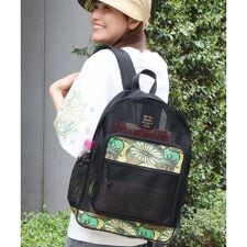 チチカカ(titicaca)のメッシュバックパック