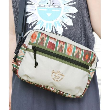 [^ԁFZOWCBA7002]肪ՂƋl܂AlCZp[gV_[obO  fUC gȂ邿傤ǂTCYŁAgtFX◷sAAEghAȂǃW[ɂ劈I x[VbNȃfUCɁApbƖڂIȕANZgƂăvXB VvǒnȂA▭ȃoXŃR[fI΂ĝ|Cg sɍEȂfUCApł̂́B ʂN킸g₷̂ŁAv[gɂ߂łI  @\ ڂȂIg₷ɂ܂B C[2w\ŁAǂ}`t|[`500ml̃ybg{gۂB ɋ10̃|PbgtŁAyEJ[hEނ܂łdł܂B obO̒Aڂ΂I nɂ͂͂H{Ă̂ŁA}ȉJ␅ӂ̃W[łSB  J[ x[W(CJbglCeBu) ubN(A[g􉽊w) p[v(hJ) y戵̂Ӂz(͂H) ȄíAnɂ͂H{Ă܂B E͂H͉ivIȂ̂ł͂܂B ERh~鐫\͂܂̂ŁAJȂǂɂ͒ӂĂB zi͐nْ̍fʒuɂAiEJ[łF╿̏oقȂꍇ܂Bfpʐ^͌̉ŐFꍇ܂Bwȉi摜ɋ߂FƂȂĂ܂B