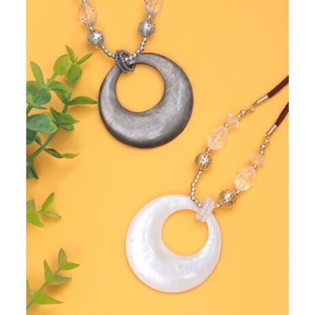 [^ԁFZOWJBB8602]N₩ȋPŎ񌳂ʂ鑶݊Ղ̃lbNX  JsXLȂł͂̃i`ŗD򂪁AтɃLƕ\ς܂B tFCNXG[ĥЂɂ̓r[Y炢A؂₩ƒ悢GXjbNvXB [̃r[YXCh΁ACX^COɍ킹ĒȒP VvȃgbvXɍ킹邾ŁAƉ؂₩ɌĂ閜\ANZT[łB J[̓O[AzCg2F炨IтB zi͐nْ̍fʒuɂAiEJ[łF╿̏oقȂꍇ܂Bfpʐ^͌̉ŐFꍇ܂Bwȉi摜ɋ߂FƂȂĂ܂B