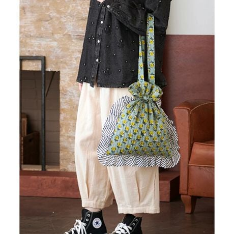 [^ԁF11725750615]₳ԕɐSƂ߂AJ[mubNvgg[g  uJ[mv́g킢炵hƂӖB ̖ÔƂAubNvĝ₳ԕƂӂt͂̃g[gobOłB Ch̐ElЂƔłJɎdグLeBOńAdȂł݂͂̉ʂȕB LbƍiΏԂň炵ۂɁALA4TCYۂ闊TCYB |ł钷߂̎ŁAfC[ɂoɂ􂵂܂B ڂgSng킢hl܂AS܂ł₳ĂACełB J[̓O[ACgu[AsNx[WACG[A~bNX1(sNXgCv)A~bNX2(u[XgCv)6F炨IтB  {i͎ɂ鐻@ׁ̈AF̌̍EFނEvĝꓙꍇ܂B EF̐A CAGAɂAFڂ肷ꍇ܂B EYHȂǂ̉eɂL̓邱Ƃ܂BCɂȂꍇ͕ʂ̗ǂꏊŉAĂB E󎞂ɐFꍇ܂̂ŁAWF̂̂ƕāAY܂uܓ̐܂̎gp͔ĐĂB EԔGꂽ܂ܕuƈڐ邨ꂪ܂B En̓A㑽kނƂ܂B E˓⃉Cgɒ₳炳܂ƑސF邨ꂪ܂B  2025N1016iԂu11725750616A11725750617A11725750618A11725750619A11725750624vu11725750615vɕύX܂B i^OɋiԍLڂĂꍇ܂̂ŗ\߂B zi͐nْ̍fʒuɂAiEJ[łF╿̏oقȂꍇ܂Bfpʐ^͌̉ŐFꍇ܂Bwȉi摜ɋ߂FƂȂĂ܂B