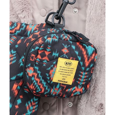 [^ԁFZOWJBC7032]g₷ƗVѐSvXIKiU~``JJR{[VXNGA|[`  fUCfUCƎgǋ KiU ƃ``JJ̃R{[VXNGA|[`B ̂ЂTCỸRpNgŁAȂ閜\|[`B AR[fBI}`dlŒgڂɂAڈȏ̎[͂͂łB ɂ͕֗ȃtbNtŁA⏬萮B ɊODJg΁AV_[obOg[gɎtăAWy߂܂B V[ỸobOƃZbgŎg΁AꊴAbv ԂȂ@\QŁAfC[Ɋ􂷂ACełB  J[ fUC1(J`i)FlCeBuAJE|sM鐸`[tɂAIŖ̂fUCB fUC2(lCeBu)FCJbg(߂̐D)̂ɂ݂ÂlCeBuŃR[f̃ANZgɂȂfUCB  ǂȓVCł̏yނƂbg[ɁA킩痣ꂽAEghAV[ŉKɁA炵߂邱Ƃڎwl̊OVтuhłB yKiU/LEzǂȓVCł̏yނƂbg[ɁA킩痣ꂽAEghAV[ŉKɁA炵߂邱Ƃڎwl̊OVтuhłBy舵̂ӁzEi̓ADڂ␶n\ʂ璆Ȃo邱Ƃ܂Boꍇ͖ɈoɔяoĂ锽Α܂݁Aɖ߂ĂBEi𖳗ɈƔj\܂̂ł߂BEiɎgpĂ鐶ńAGACȂǂɂFAFڂ肷鋰ꂪ܂̂ŁABEꂪtꍇ͕zgpďĂB@AĈgp͂߂BEۊǂ̍ۂ͏\ɐ≘@A˓⍂Aʂ̗ǂꏊł悭A[ĂBE͓ȂłBn鋰ꂪ܂B(͂H)ESɖĥł͂ȂAʂ͉ivIł͂܂BESẲΏۂƂĂ܂BȂǂ̎ނɂĂ͎ɂ܂̂łBE͂ʂ͎gppxɂ菙XɒቺĂ܂Bzi͐nْ̍fʒuɂAiEJ[łF╿̏oقȂꍇ܂Bfpʐ^͌̉ŐFꍇ܂Bwȉi摜ɋ߂FƂȂĂ܂B