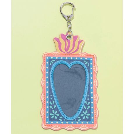 [^ԁFZOWCBD7044]FN₩ŃLVR͋̕CՂȃJ[hP[X  LVR̃uLǏ`[tɂJ[hP[XB 6.3~8.9cmx̑傫̃J[h[\B iXJtȂ̂ŁAJoɂĎ^тł܂B ʌnICJ[hĕigɂAu}ChAƑ∤̎ʐ^̂ J[̓O[AsN2F炨IтB  zi͐nْ̍fʒuɂAiEJ[łF╿̏oقȂꍇ܂Bfpʐ^͌̉ŐFꍇ܂Bwȉi摜ɋ߂FƂȂĂ܂B