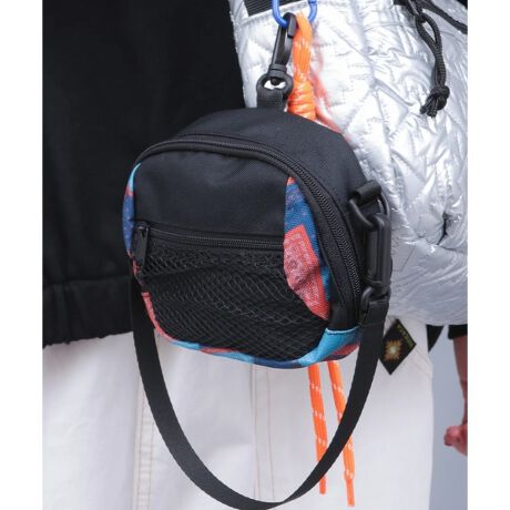 [^ԁFZOWCBD7043]``JJԃobO~j|[`ɕϐgI  ``JJԂ́uGXjbNbVV_[obOv̂܂܃~jTCYɗƂ񂾁AVѐSՂ̃~j|[`B ו܂Ń~j`AōČꂽ̃fUCŁAڂɂQ̂킢łB IȃbV̓|PbgƂĂgpiXJtŃobOɎtقAV_[R͎O\B 莝̃g[gobO̎Ɉ|A`[oŎĝ߂łB ʂ݂ɎĂR[fyނȂǁAVѕLACełB J[̓ubNAlCr[2F炨IтB  zi͐nْ̍fʒuɂAiEJ[łF╿̏oقȂꍇ܂Bfpʐ^͌̉ŐFꍇ܂Bwȉi摜ɋ߂FƂȂĂ܂B