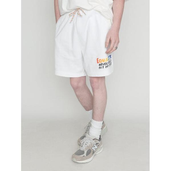 グラフィック スウェットショートパンツ BRIGHT WHITE | リーバイス