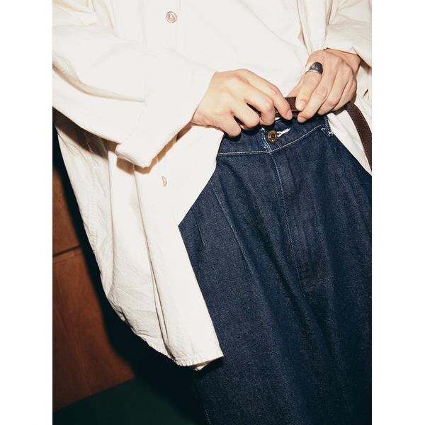 LEVI’S JAPAN LIMITED DENIM SLACKS 快適さとスタイルを兼ね備えたJAPAN LIMITED DENIM SLACKS