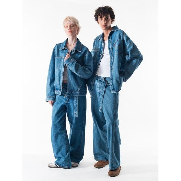 RIBCAGE ストレート アンクル ライトインディゴ COOL