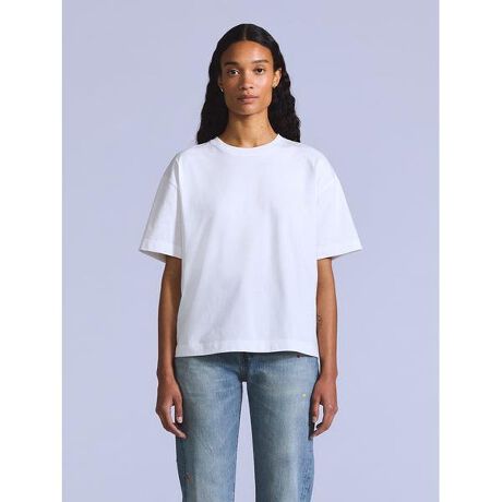 [^ԁF003JL0000]Levi's Blue Tab́AACRjbNȃfj̓`Ɠ`IȃNtg}VbvZAꂽRNVłBו܂łfBe[AV[vȎdāAČLȎdグ͂łB܂ɁABlue̐VȃJ^`łBTVc̑ȂAȑlɁBDaily TeéAقǂ悭Ƃnƌ߂̃N[lbNCŁAƌX^_[hȃVGbgBꖇłlɂȂÃX^Cɗ鑶݂łu(R)v݂̂\Lꂽbh^úALEVI'S(R)̕܂܂郌bh^uƓlɐisł͂܂BsǕił͂܂̂ŁAEԕi󂯂ł܂B܂A^u̎ނIт܂̂ŁA\߂܂B