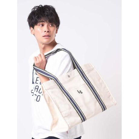 [^ԁF004CF0001]Levifs炵^tȃRbgLoX̃g[gobOBTCY̎[͂ŁAוՂ[\BXibvJvȃV_[XgbvŎg₷Aʋ΂┃AsɂœKłBu(R)v݂̂\Lꂽbh^úALEVI'S(R)̕܂܂郌bh^uƓlɐisł͂܂BsǕił͂܂̂ŁAEԕi󂯂ł܂B܂A^u̎ނIт܂̂ŁA\߂܂B