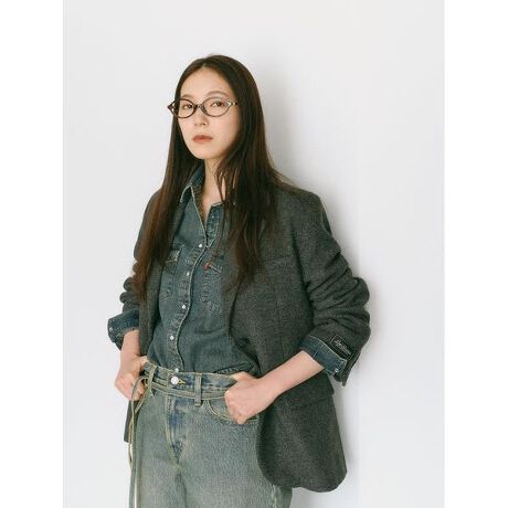 [^ԁF001FX0003]ꂽX^CA㎿ȈꒅB ̑ɏiƐSn悳YuU[łBNVbNȃ{^_Etg̃fUC[ȈۂɁAE[afނȂł͂̏_炩ƒgZBy₩ȒSnłȂۉɂDAV[YʂĉKɂp܂BJWArWlXV[܂ŕL􂵁Al̖͂ĂꒅłBmodel1:166cm B81 W59 H87 pTCYFSmodel2:173cm B82 W64 H94 pTCYFSu(R)v݂̂\Lꂽbh^úALEVI'S(R)̕܂܂郌bh^uƓlɐisł͂܂BsǕił͂܂̂ŁAEԕi󂯂ł܂B܂A^u̎ނIт܂̂ŁA\߂܂B