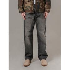 501(R) RELAXED ジーンズ ブラック