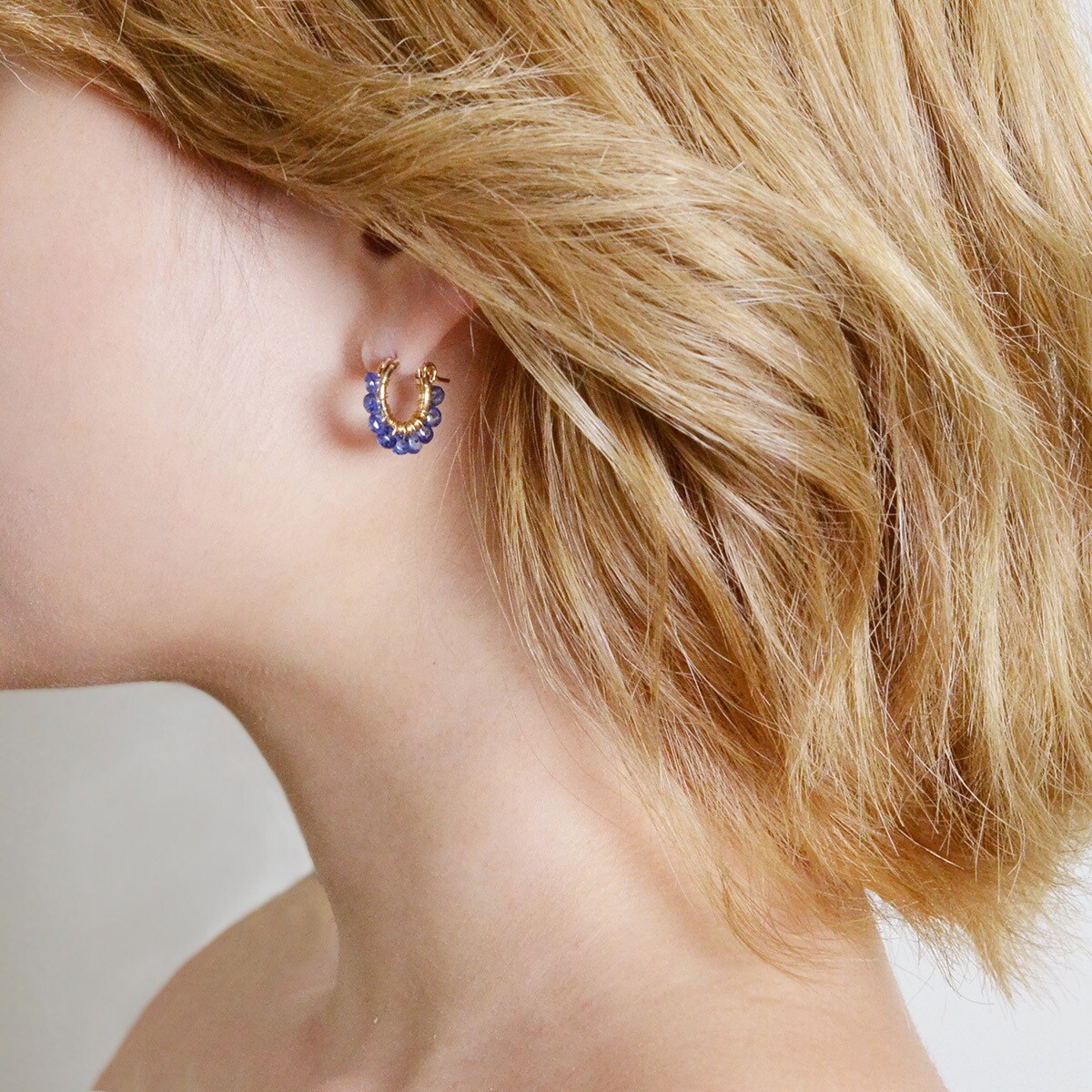 サファイア巻きフープピアス L サファイア 巻きフープピアス S | ナチュラリジュエリ(NATURALI