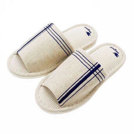 [^:AAAA0901]RbgƖ̕i`ȕ͋CY킹i`NXXbpłB