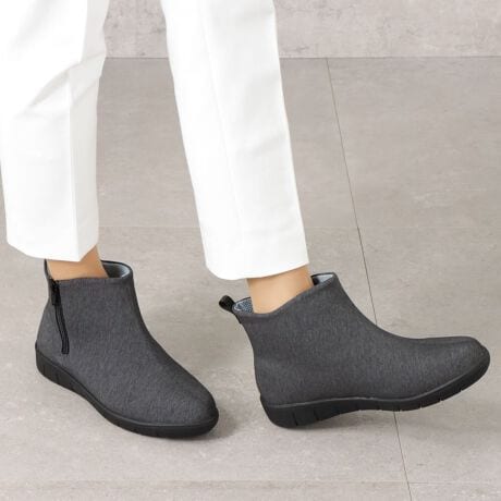 [^:BFL2776]uoCItBb^[ fB[Xv́Au炾zvX[KɑƂ炾ɂ₳SŁAKȁuv͂邽߂ɊJꂽfB[XRtH[gV[YłBGA|vŌC̒̋CzĂV[gu[cB₷G߂u₩ɉ߂DGȃACełBΉTCY\S@@22.0cm`22.5cmM@@23.0cm`23.5cmL@@24.0cm`24.5cmLL@ 25.0cm`25.5cmΉTCY\͖ڈƂȂ܂B