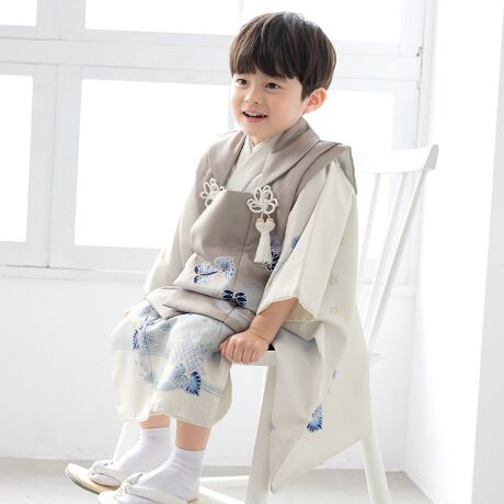 [^:sbn01-3fs0007]܎OȒPEYɁIRΒj̎q̔zZbgj̎q̎܎O₨{Qɂ߂ȒjpZbgłBzR[gƒɂ͗ۂɈ̃_ȘãfUCłBZbgéyzR[gEE@فEzłB@ق̌グAグ{Ă܂̂ŁAɂp܂B̐ńAiȌڂƁAӂƂSñ|GXełBfP[gȑfނ̂߁A舵ɂ͂ӂBV󓙂ɂ}ȗ\ύXɂΉłAԋp̕KvȂ߁AĵwI΂͑Ⴂ܂Bliȏ̍Aʐ^ɎBꂽpYłB̔zZbgőfGȂj̓}ByӎzZbgéyzR[gEE@فEʁzłB̑̏i͊܂܂܂B̒́AグEグς݂łB͑̕傫ȐngpčĂ܂̂ŁAF╿̏oA͗l̔zu摜ƈقȂꍇ܂B