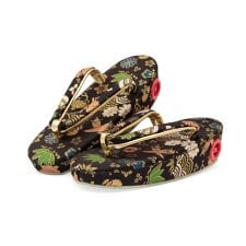 ソウビエン(SOUBIEN)の草履 七五三