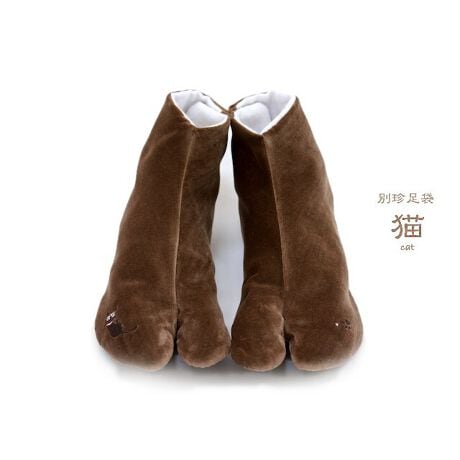 [^:sbn01-tabi0014]uhuWA de Modernv̕ʒhJ܁uhuWA de Modernv̏܁iсjłBiȌƊ炩ŗD̕ʒɁAւ̉؂LAe̎hJƃXtXL[Ђ̃NX^LLƋPiȃfUCłBAƂɋzƑϋvɗDꂽȁiRbgjPOOłB̂͂͂SŁAf傤ǏoȂẍʓIȍłB͏n̐ElJɎdグ{łBl⑲Ǝ̐UюpłȂAp[eB[ւ̂Ă΂̍ۂ̖K⒅ȂǁA؂₩ȃtH[}ȑɂłB