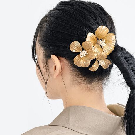 [^:sbn01-kaz0045]lɂ߂ȉ₩Ȏ̔3_Zbglɂ߂ȃRT[W̔3_ZbgłBfBbvtg₩ȎԂC[W_ȃfUCłB3_Zbgł̂ŁAɍ킹Rȑgݍ킹łgp܂Bl⌋Ȃǂ̐UAƎ̌юpłȂ߂ɂIXX܂Bm̃p[eB⌋ɂp܂BytzUsyӎzBeɂAfp̏iۂ̐F邭ꍇ܂Bi̐F݂͒PiŎBeꂽ摜QƂB