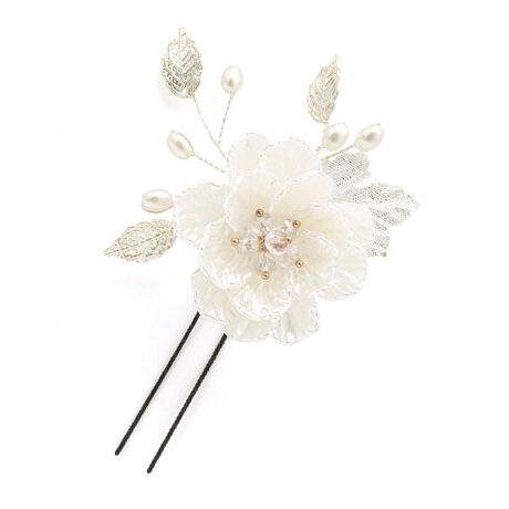 [^:sbn01-kaz0054]lɂ߁B₩Ȏ̔聡lɂ߂ȉԂ̔łBtFCNp[Ƀ[t{ꂽVF̉Ԃт炪_ȃfUCłBԂ̔Ȃ̂ŁA傢ɂ҂łBl⌋Ȃǂ̐UAƎ̌юpłȂ߂ɂIXX܂Bm̃p[eB⌋ɂp܂BytzUs