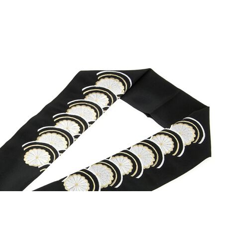 [^:sbn01-eri0058]tH[}ȒɎhJ܁̂ʂA̔܁i݁jłB̂悤ȉ₩ȐnɁAȋŋeCg₩ɎhJĂ܂Bp[eB[ւ̂Ă΂Al⑲ƎƂsȂǂɌĂ܂BtAK⒅FnAUڑȂǃtH[}̒ɂ悭łB܂CFł|ȂǁAɂp܂B́AJɎdグꂽ{łBfނ̍|GXeuV@VG[v́Â悤Ȃ₩ȌƊ炩AnƃRVɑϗDĂ܂BdĂ܂̂ŁASnQłB܂͔ɐG镔łA@فE@ق悲ꂩ܂B̍ۂɂ̓hCN[jO߂܂B