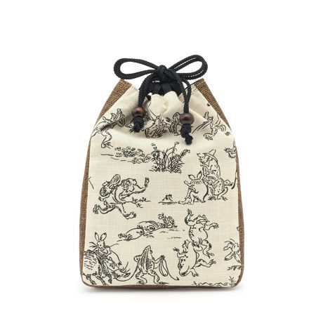 [^:sbn01-bag0034]j̘aɂ҂ȐM܁Y◁߁A얱߁Arɂ߂ȐM܂łB[lꂽ^eAȂǂ[XɋYVԗlq`Ă钹bYfUCBƂ́AElЂƂЂƂJɎdグ{łB čՂԉΑ̗ߗpВƂăIXXĂ̂͂łAĩW[YȂǗmɂ킹Ă܂BGߊ͖̂ŁAA߂킸Ng܂BВ̌͌ѕRŁAƕ܂܂̂ŁAlW܂鍬GꏊłSĂ܂Bgѓdb^oRAzȂǂ̏[ł邾łȂAɂ͕֗ȃ|PbgtĂ܂̂ŁAĎ[邱Ƃł̂͂̈łBVvłCȂ݊oAsm炸̈iłB