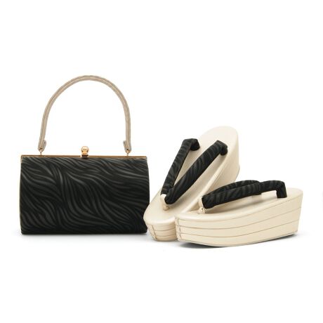 [^:sbn01-bz0068]Uɂ߂ȍobOZbgʂȓ̘aɂ߂ȁAp̑ƃobÕZbgłBobOƑ̕@́APԂD蕗A̃[uA߂NlȂǁA_ȃfUCłBl⑲Ǝ̐U葳тȂǁA̓̑ɂłBobO̊J́A{F̃t[łB傫J܂̂ŁAgڂŕȀoɂ֗łBp`Ƃ܂A^т̏łS܂Bz₨σ|[`AgѓdbȂǂ[łpIȑ傫łBɂ͖hTCỸRpNgȃ|PbgĂ܂BOc̑̑ɂ͓KxȃNbVAsɂ鑫ւ̕Sy܂B@ɂ́Ȁoꂪ₷A@h~Nёfނ{Ă܂Bɂ́A~߂̃S䂪tĂ܂B𑫉Ă邾łȂAKȒpT|[g܂B܂TCYA܂͗oTCY߂łBá̗AƂoŊiDǂƂĂ܂B