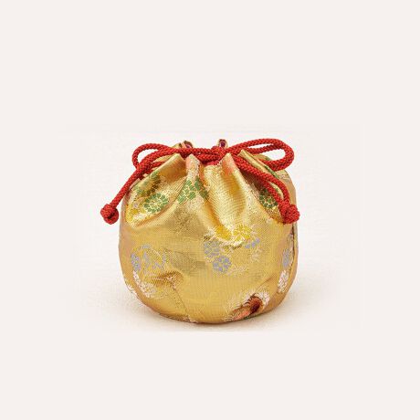 [^:sbn01-kin0019]̓ʂqpВobOFAFgꂽѐnŎdĂВ^̃obOłBJ͏kɑfނ̉Ԃт͂ŁAɉԊۂȂǂ̘a؂₩ȃfUCłB܎O̒̂قAĂ̗߂ɂ킹Ă܂BJ͂قǂɂRłƕ邱Ƃł܂BВobO̒ʂ͂ƂȂ̂ŁAĂ^ꂹɎ܂B炵fUC̋ВobOŁAy̓}B