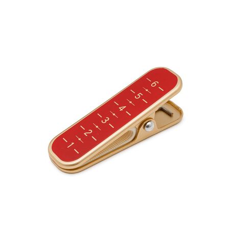 [^:sbn01-hsd0018]t̍ۂ̉~߂ɑϏd󂷂钅tNbv֗Șa̒tNbvłBF̃VvȖnɁAڐ肪`ꂽ֗ȃfUCƂȂĂ܂Bɂׂ͂~߂tĂAtɃY肵܂BYȋ܌܂Bt̍ۂ̋܂т̎̉~߂łȂAJ~̍ۂ̐ȂǂɂpBNbv̐SŃJo[Ă̂Őn߂Sz܂BƎpɗDꂽŁAt̎Ԃy݂B