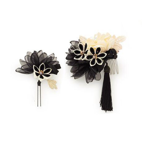 [^:sbn01-kaz0071]Uюpɂ߂ȔQ_ZbgãwAX^CʂAԂ̔Q_ZbgłBݑ≐₩Ȑn̂܂ݍ׍HÂI[KW[̉Ԃ≲OȂǂ̉ԁXRT[WɁAgR⃌[X̃[tɖ[肪؂₩ȕ͋CłBl⌋Ȃǂ̐UAƎ̌юpȂǂɂ悭łBԂẗ̍̓C[ɂȂĂ܂̂ŁA wAX^Cɍ킹Ċpx𒲐鎖\łB傫Ȕ̗ߋ̓R[ijAȔUsł̂ŁAɍ킹Rȑgݍ킹łgp܂BwAX^CɂĂgo܂̂ŁAւd󂷂ACełB肰ȂwAAWÃIVɍ܂B͊Ɉԋ߂̑iȂ̂ŁAƂĂdvȃANZT[łBɂȂ钅̕⏬͋̕Cɂ킹ĂIтƒȂ܂Ƃ܂܂B̔Aʂȓ̒pɂЂ𗧂ĂB