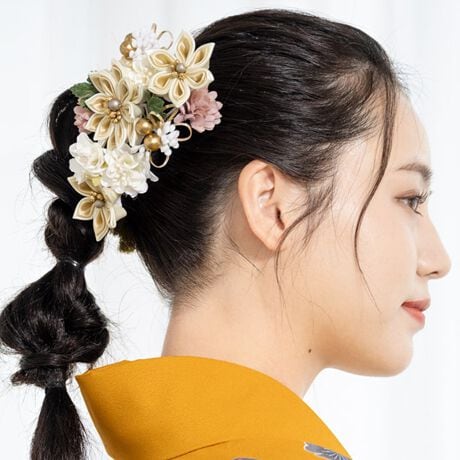 [^:sbn01-kaz0073]Uюpɂ߂ȔR_ZbgãwAX^CʂAԂ̔R_ZbgłB₩Ȑn̂܂ݍ׍HAs|}̉ԁX̃RT[WɁAFɋPgR␅؂₩ȕ͋CłBl⌋Ȃǂ̐UAƎ̌юpȂǂɂ悭łBԂẗ̍̓C[ɂȂĂ܂̂ŁA wAX^Cɍ킹Ċpx𒲐鎖\łB傫Ȕ̗ߋ̓R[ijAȔUsł̂ŁAɍ킹Rȑgݍ킹łgp܂BwAX^CɂĂgo܂̂ŁAւd󂷂ACełB肰ȂwAAWÃIVɍ܂B͊Ɉԋ߂̑iȂ̂ŁAƂĂdvȃANZT[łBɂȂ钅̕⏬͋̕Cɂ킹ĂIтƒȂ܂Ƃ܂܂B̔Aʂȓ̒pɂЂ𗧂ĂB