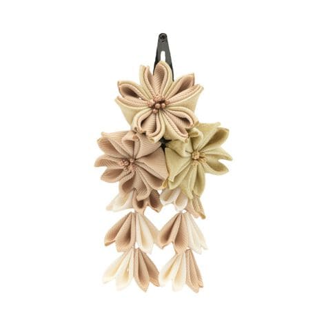 [^:sbn01-kaz0079]Uюpɂ߂ȏԂȔ聡ӂƔAԂ̂܂ݍ׍H̔łB݃J[킵̉Ԃ܂ݍ׍HŃfUCĂ܂B̉Ԃ͂Ԃ肪؂₩ȕ͋CłBԂ̔Ȃ̂ŁA傢ɂ҂łBl⌋Ȃǂ̐UAƎ̌юpȂǂɂ悭łBql̐̓ʂ鎵܎Oɂ߂łB܂ݍ׍HƂ́AȐnAElJɑˏグ`|łBIȉԂт̑`́A̔ɂ͂Ȃ͂܂Bߋ̓X[sipb`ǂ߁jłB̓C[łB^̂ɍ킹AD݂̊pxɔ߂ł܂BjAiȂ̂ňSȂAV[gwAȂǔ̒ZɂȒPɂ܂B肰ȂwAAWÃIVɍ܂B͊Ɉԋ߂̑iȂ̂ŁAƂĂdvȃANZT[łBɂȂ钅̕⏬͋̕Cɂ킹ĂIтƒȂ܂Ƃ܂܂B̔Aʂȓ̒pɂЂ𗧂ĂB