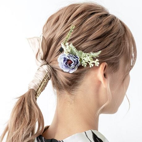 [^:sbn01-kaz0095]Uюpɂ߂Ȕ3_ZbgãwAX^CʂAԂ̔3_ZbgłB݃J[̎킵V_̐AɃhCt[̂悤ȏԂAg[R[fɂ҂ȗ͋CłBl⌋Ȃǂ̐UAƎ̌юpȂǂɂ悭łBUsł̂ŁAɍ킹Rȑgݍ킹łgp܂BwAX^CɂĂgo܂̂ŁAւd󂷂ACełB肰ȂwAAWÃIVɍ܂B͊Ɉԋ߂̑iȂ̂ŁAƂĂdvȃANZT[łBɂȂ钅̕⏬͋̕Cɂ킹ĂIтƒȂ܂Ƃ܂܂B̔Aʂȓ̒pɂЂ𗧂ĂBf̃wAAWɎgpĂ鐅Ȃǂ́Aʔ̂߃Zbgeɂ͊܂܂Ă܂B