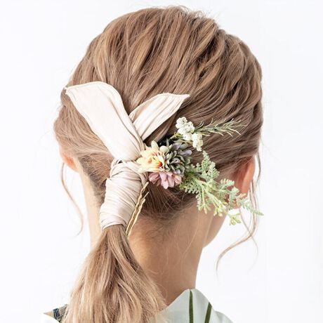 [^:sbn01-kaz0095]Uюpɂ߂Ȕ3_ZbgãwAX^CʂAԂ̔3_ZbgłB݃J[̎킵V_̐AɃhCt[̂悤ȏԂAg[R[fɂ҂ȗ͋CłBl⌋Ȃǂ̐UAƎ̌юpȂǂɂ悭łBUsł̂ŁAɍ킹Rȑgݍ킹łgp܂BwAX^CɂĂgo܂̂ŁAւd󂷂ACełB肰ȂwAAWÃIVɍ܂B͊Ɉԋ߂̑iȂ̂ŁAƂĂdvȃANZT[łBɂȂ钅̕⏬͋̕Cɂ킹ĂIтƒȂ܂Ƃ܂܂B̔Aʂȓ̒pɂЂ𗧂ĂBf̃wAAWɎgpĂ鐅Ȃǂ́Aʔ̂߃Zbgeɂ͊܂܂Ă܂B