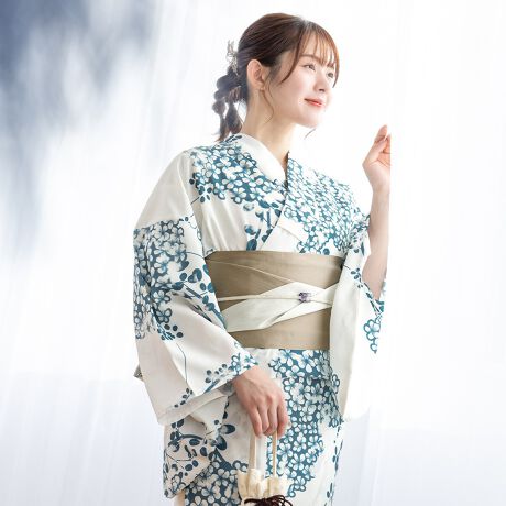 [^:sbn01-ynset0095]Ăʂ郌fB[X߃ZbgR[fBl[gς݂̗2_ZbgłBn͕ςDŁAЂƂGŁAzƑ̑@ۂCoolPassgpĂ܂BKxȓƌyŁAMC⎼CƓĂ܂BՂԉΑȂǉĂ̂o̍ہÂ钅Sn܂Bdďオł̂ŁA͂シɂ܂Bт́ÂɊČŌł^Cv̑тƂȂ܂Bѕɂ葽ʂȃAW\łB